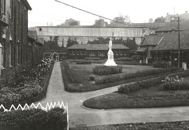 File:Rozelle Tram Depot Gardens.jpg