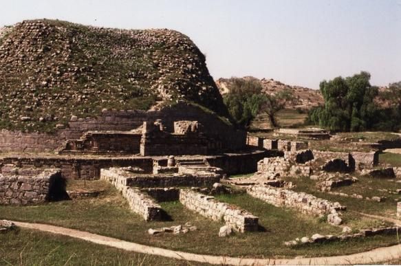 File:Taxila1.jpg