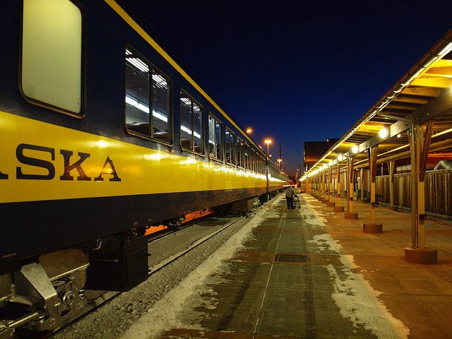 File:Alaska Railroad train arrives at Fairbanks station.jpg