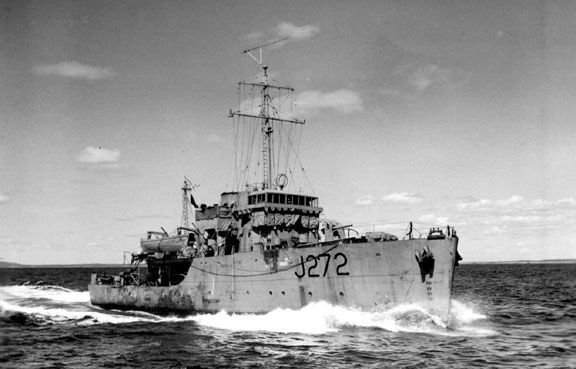 File:HMCSEsquimalt.jpg