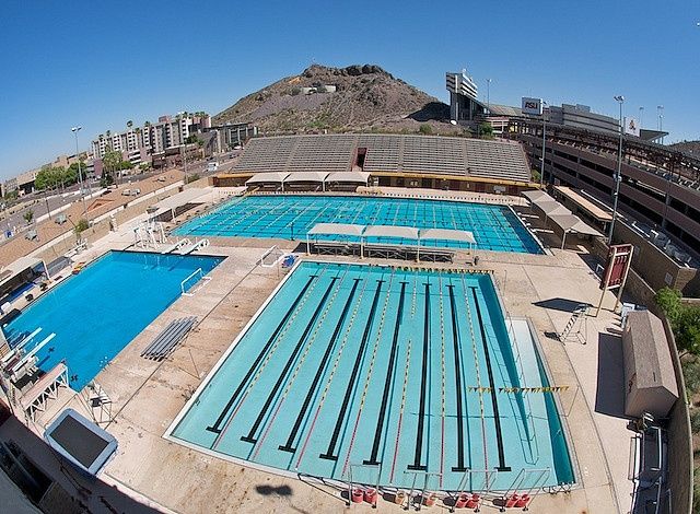 File:Mona Plummer Aquatic Center.jpg