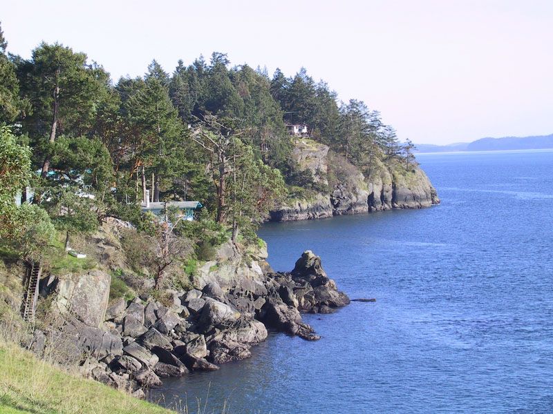 File:Pender Island.jpg