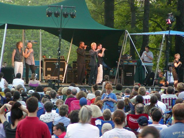 File:Rockapella-LLBean-Concert.jpg