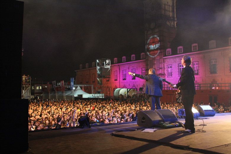 File:Casa blanca festival 2010.jpg