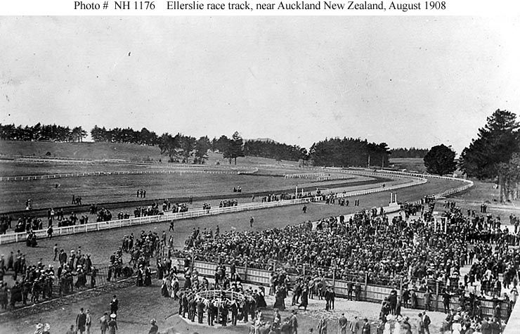 File:Ellerslie racecourse, Auckland, New Zealand 1908.jpg