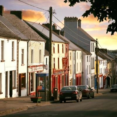 File:Green Street Callan at sunset.jpg