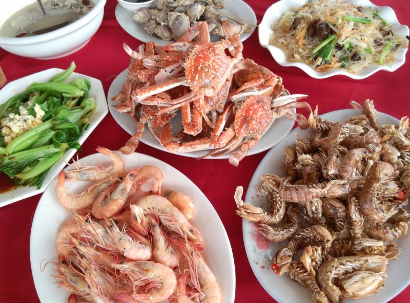 File:Seafood in Maoming.jpg