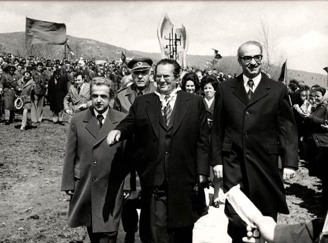 File:Tito na Brezovici 1975. godine.jpg