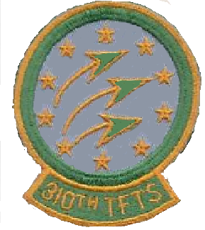 File:310 Tactical Fighter Training Squadron emblem (1972).png