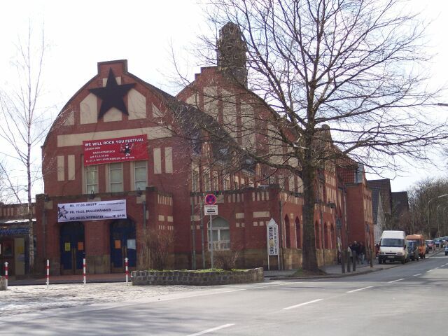 File:Bochum Bahnhof Langendreer.jpg