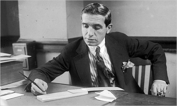 File:Charles Ponzi.jpg