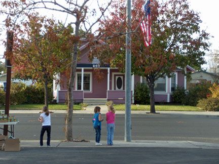 File:Coalinga house.jpg