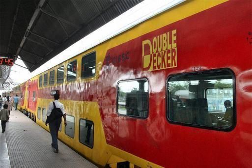 File:Dhanbad howrah double decker train.jpg