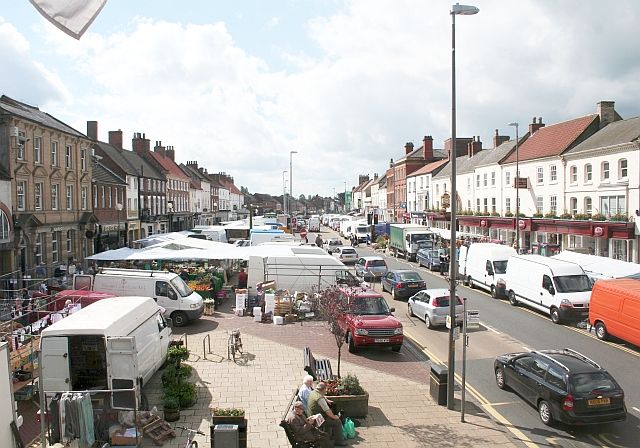 File:Northallerton High Street.jpg