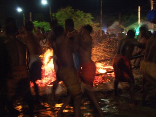 File:Preparation of fire walking pit in udappu.jpg