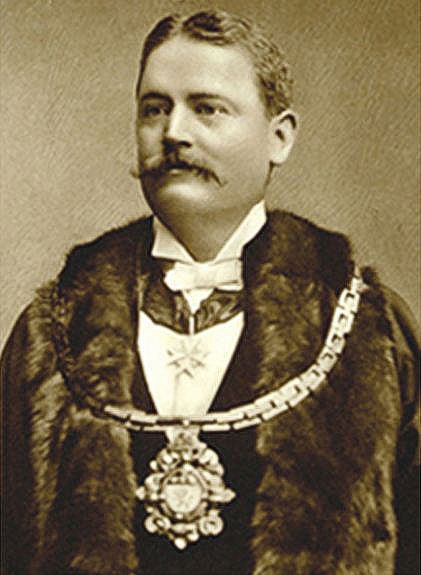 File:Sir Raylton Dixon00.jpg