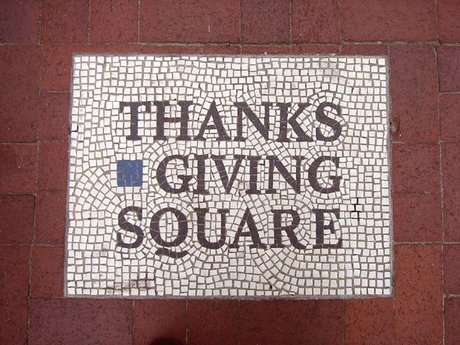 File:Thanksgiving ground mosaic 20040509.jpg