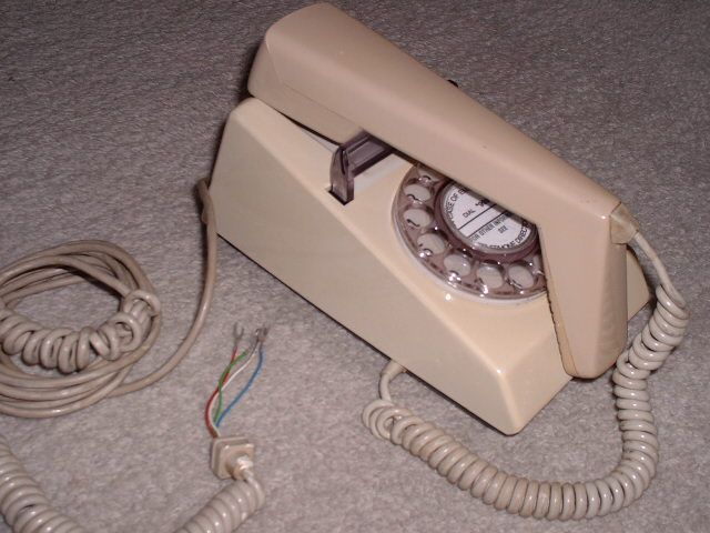 File:Trimphone.jpg