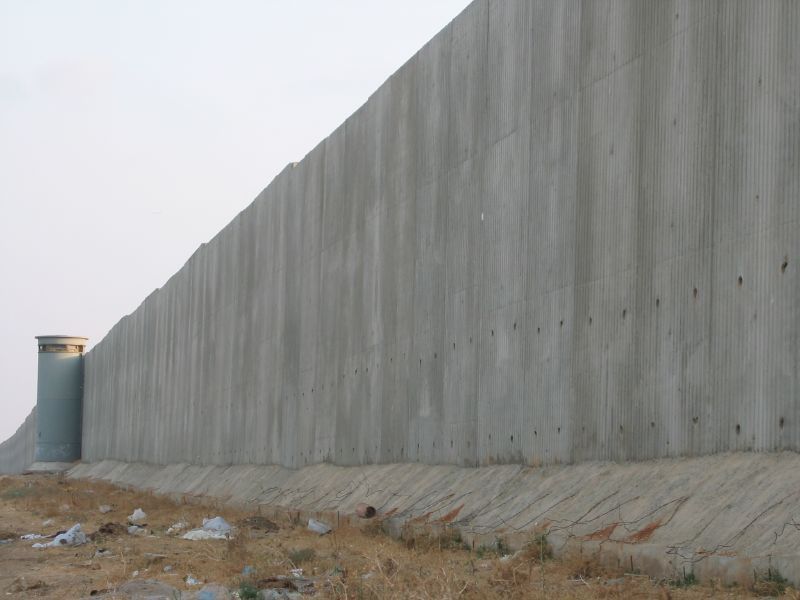 File:West Bank barrier 0996.jpg