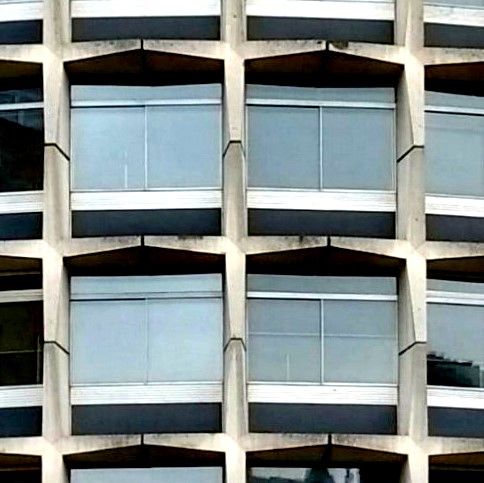 File:1 Kemble Street detail.jpg