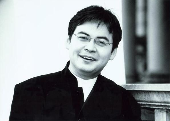 File:Alan Buribayev.jpg