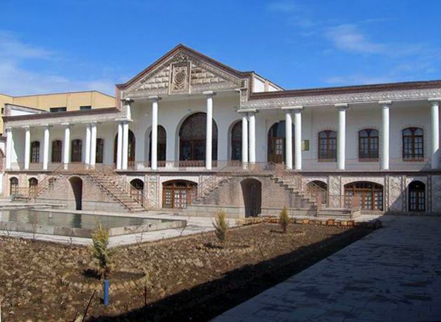 File:Amir Nezam House 1.jpg