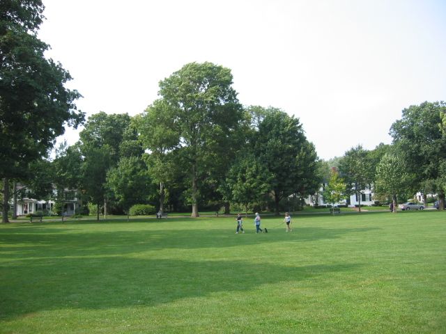 File:Battle Green, Lexington (Dudesleeper).jpg