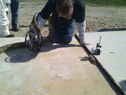 File:Concrete leveling with foam.jpg