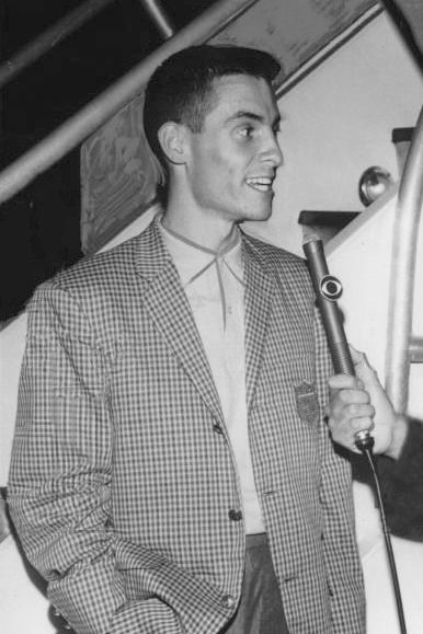 File:Kent Mitchell 1960.jpg