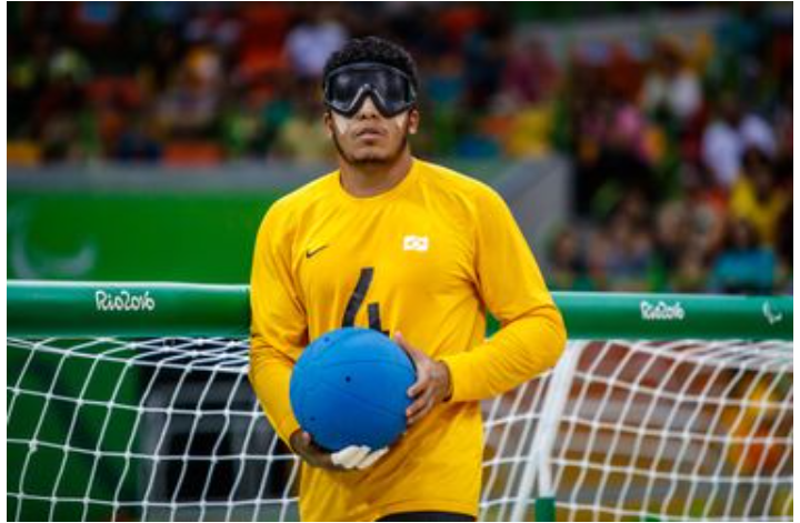 File:Leomon Moreno, paratleta brasileiro de goalball.png