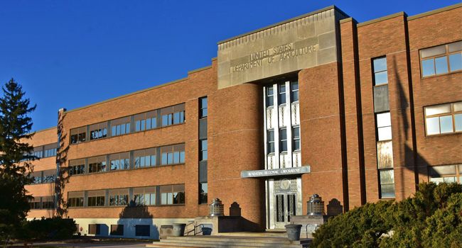 File:NRRL building in Peoria, Illinois.jpg