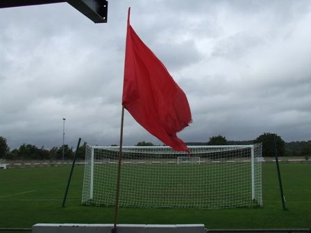 File:Red flag.jpg