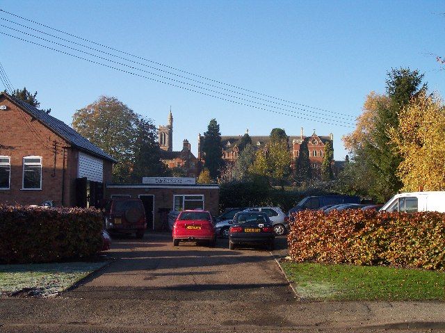 File:Stanbrook Abbey - geograph.org.uk - 80759.jpg