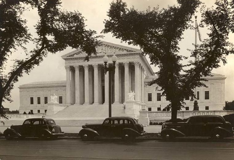 File:SupremeCourt-1935.jpg