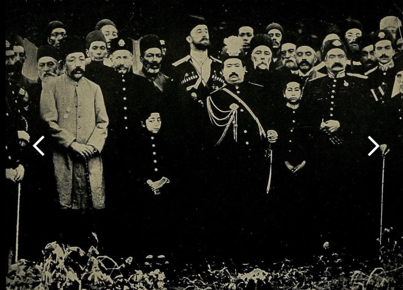 Ahmad_Shah_with_his_ministers_and_courtiers