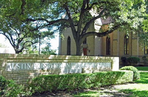 File:Austin Presbyterian Theological Seminary campus.jpg