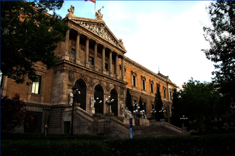 File:Biblioteca nacional peq.jpg