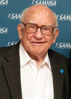 File:Ed Asner 2015.jpg