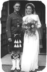 File:Eswyn Lyster wedding (War bride).jpg