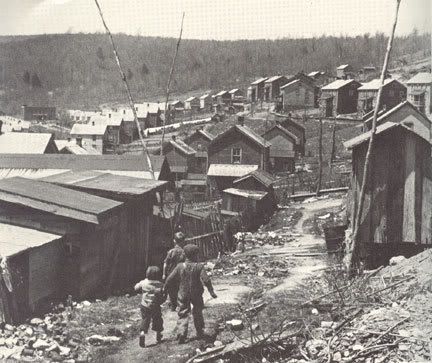 File:Harlan County Miners Houses.jpg