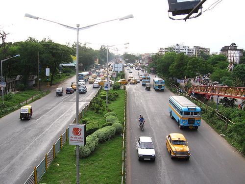 File:KolkataVIP road.jpg