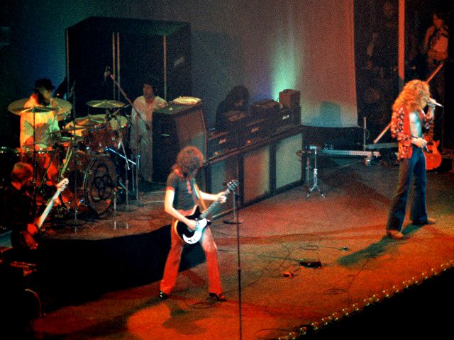 File:LedZeppelinChicago75 2 (cropped).jpg