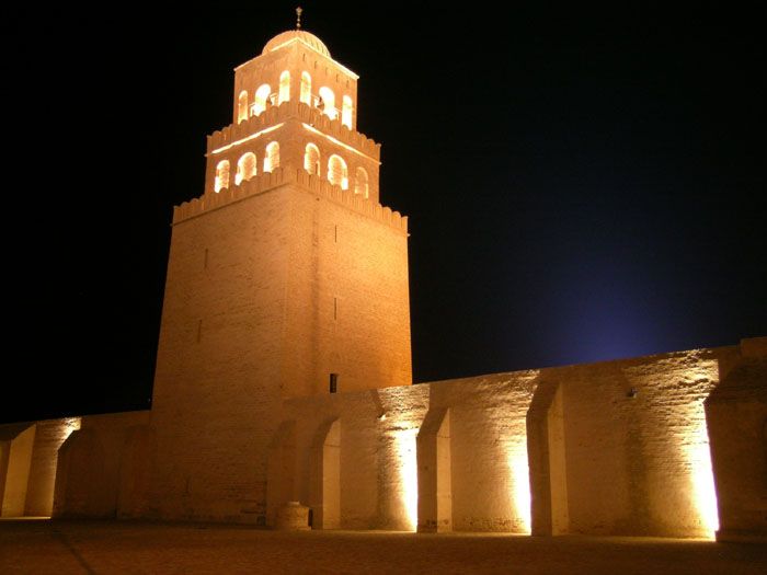 File:Mosquée oqba Kairouan by JM ROSIER.jpg