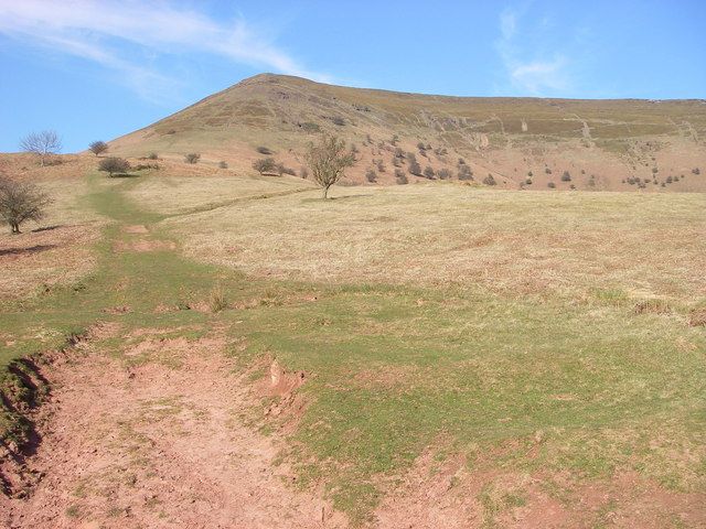 File:Mynydd Troed - geograph.org.uk - 388431.jpg