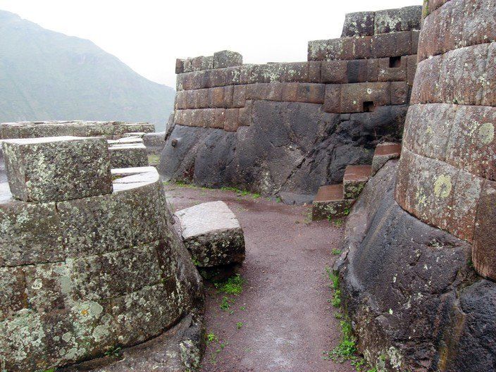 File:Pisac City ruins.jpg