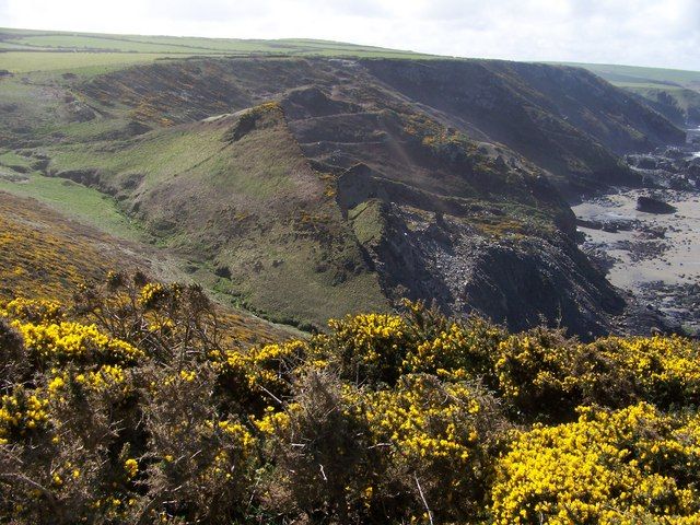 File:The Mountain - geograph.org.uk - 1241663.jpg