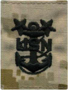 File:USN MCPO parka tab, AOR-1.png