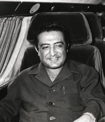 File:Ibrahim Al-Hamdi on an Airplane.jpg