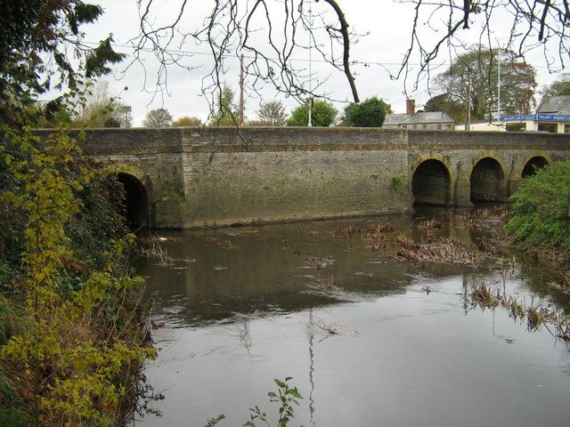 File:Ilchester Bridge.jpg