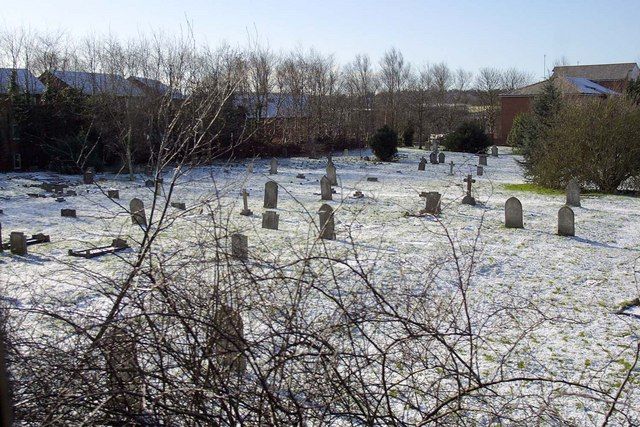 File:Osney cemetery - geograph.org.uk - 1263022.jpg